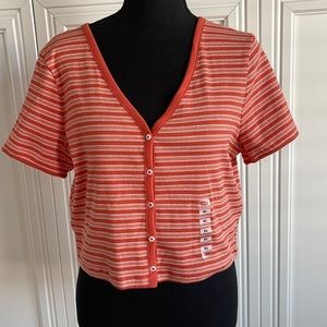 Levi’s striped button front cropped tee